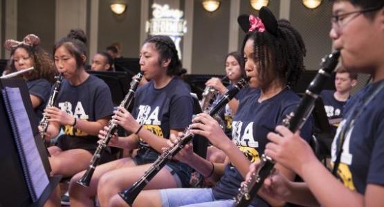 Jehlyssa Kennedy (’20), Ella Kim (’22), Sophia Rivera (‘21), Alyssa Caruthers (’22) and Caleb Chung (’23) improve their musical skills on their instruments. Jehlyssa Kennedy (’20), Ella Kim (’22), Sophia Rivera (‘21), Alyssa Caruthers (’22) and Caleb Chung (’23) improve their musical skills on their instruments.