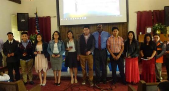 Jovenes predicadores y bautizados Jovenes predicadores y bautizados