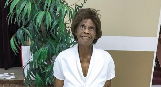 what to buy a 98 year old woman