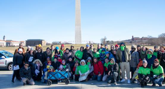 WGTS staff and listeners gather on the National Mall to cleanup the WWI Memorial WGTS staff and listeners gather on the National Mall to cleanup the WWI Memorial