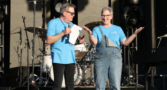 WGTS afternoon hosts, Johnny and Stacey Stone, welcome a live audience to the MercyMe concert. WGTS afternoon hosts, Johnny and Stacey Stone, welcome a live audience to the MercyMe concert.