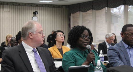 Allegheny East Conference representative Cheryl Chavers speaks during the Executive Committee meeting. Allegheny East Conference representative Cheryl Chavers speaks during the Executive Committee meeting.